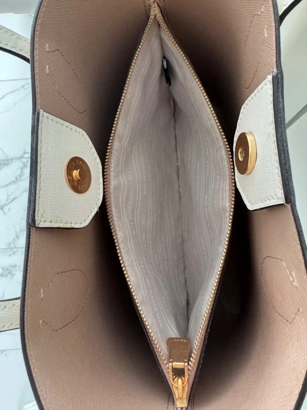 Kate spade New York Medium Bleecker Saffiano Leather Tote/Crossbody Parchment